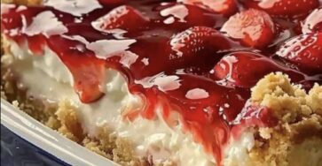 Strawberry Cheesecake Dump Cake