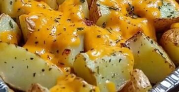 Cheesy Ranch Oven Roasted Potatoes